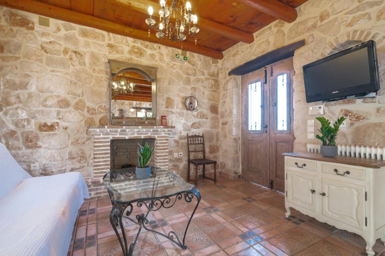 Strofilia Authentic Villas Skinaria Bagian luar foto