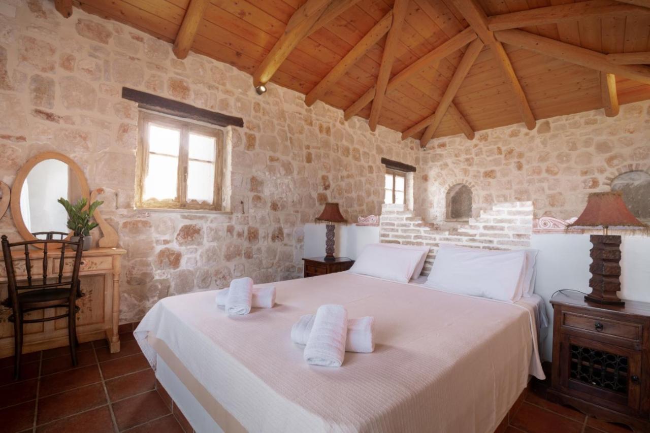 Strofilia Authentic Villas Skinaria Bagian luar foto